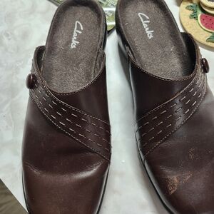 Clarks Brown Leather Flats